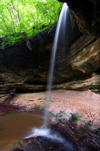 Waterfall at Starved Rock State Park, Illinois