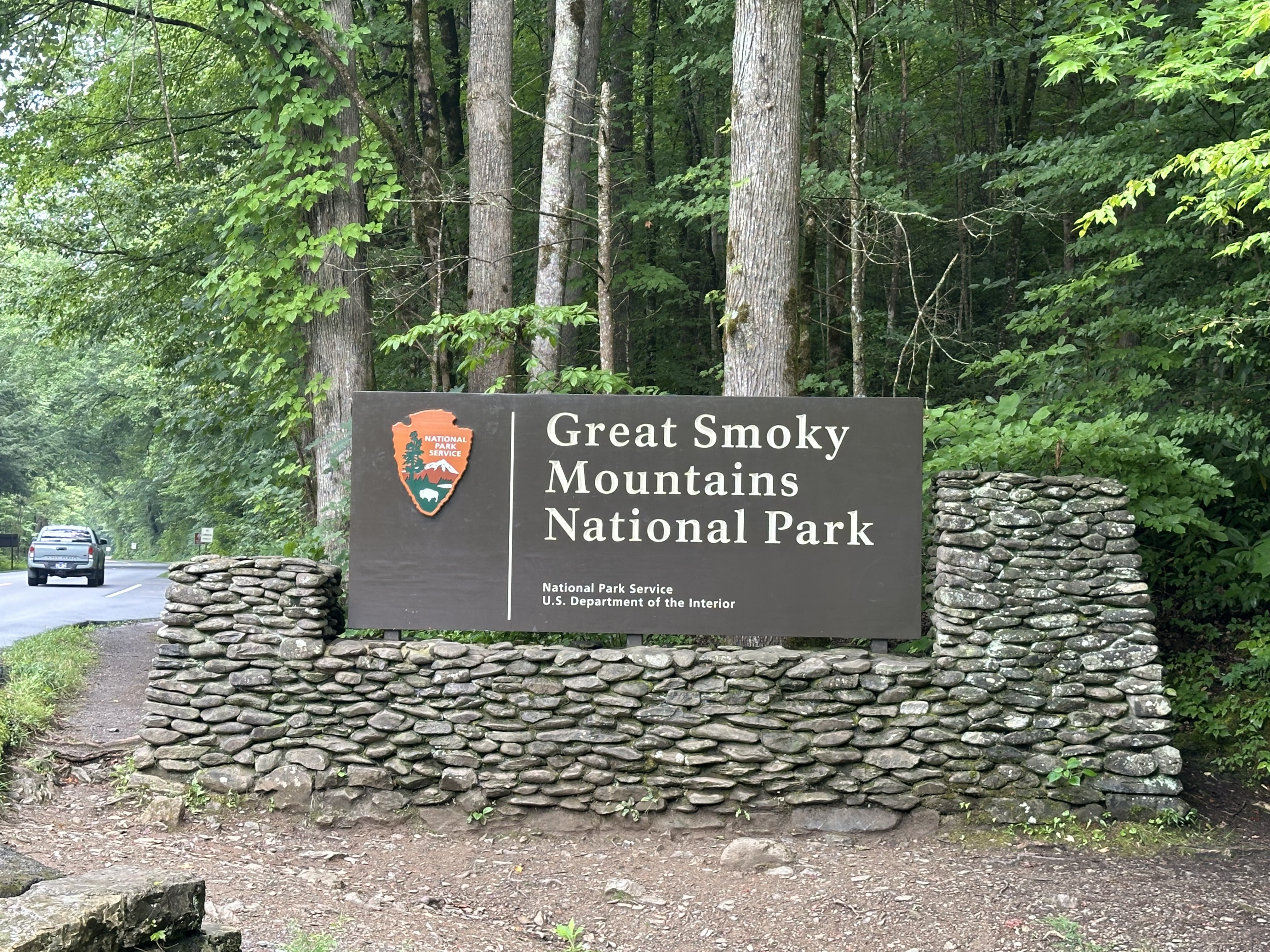 Entrance sign at the Great Smoky Mountains National Park